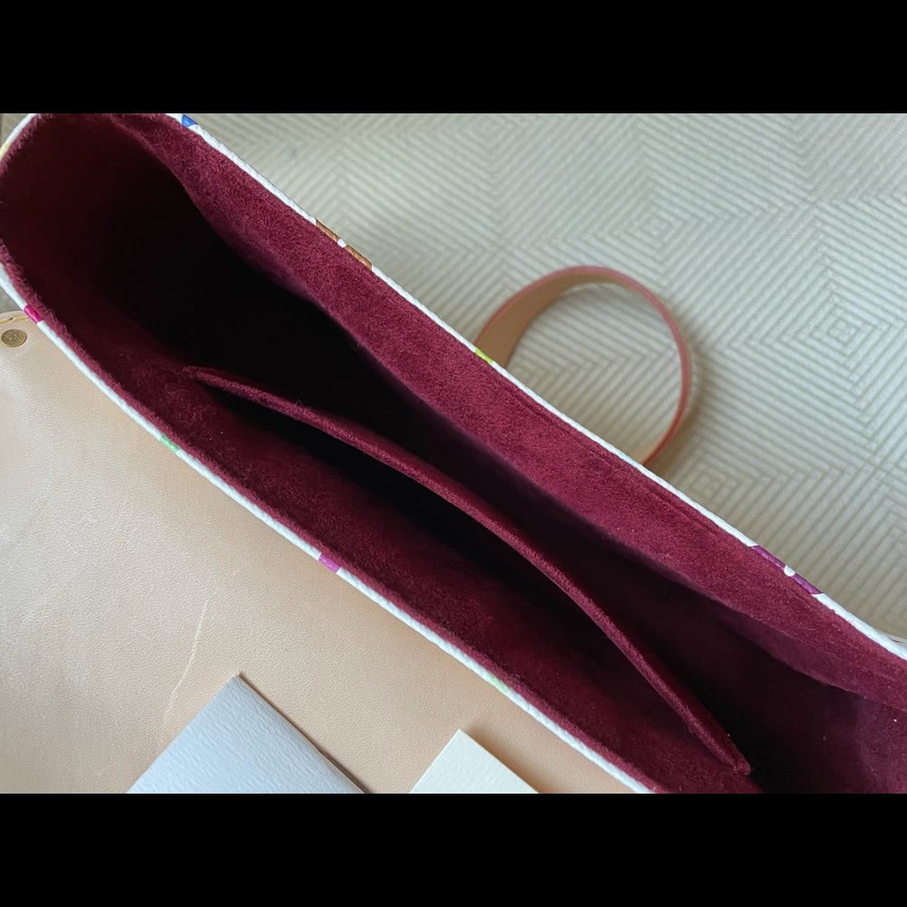 LV Takashi Murakami White Multicolor Sologne - Picture 8 of 8